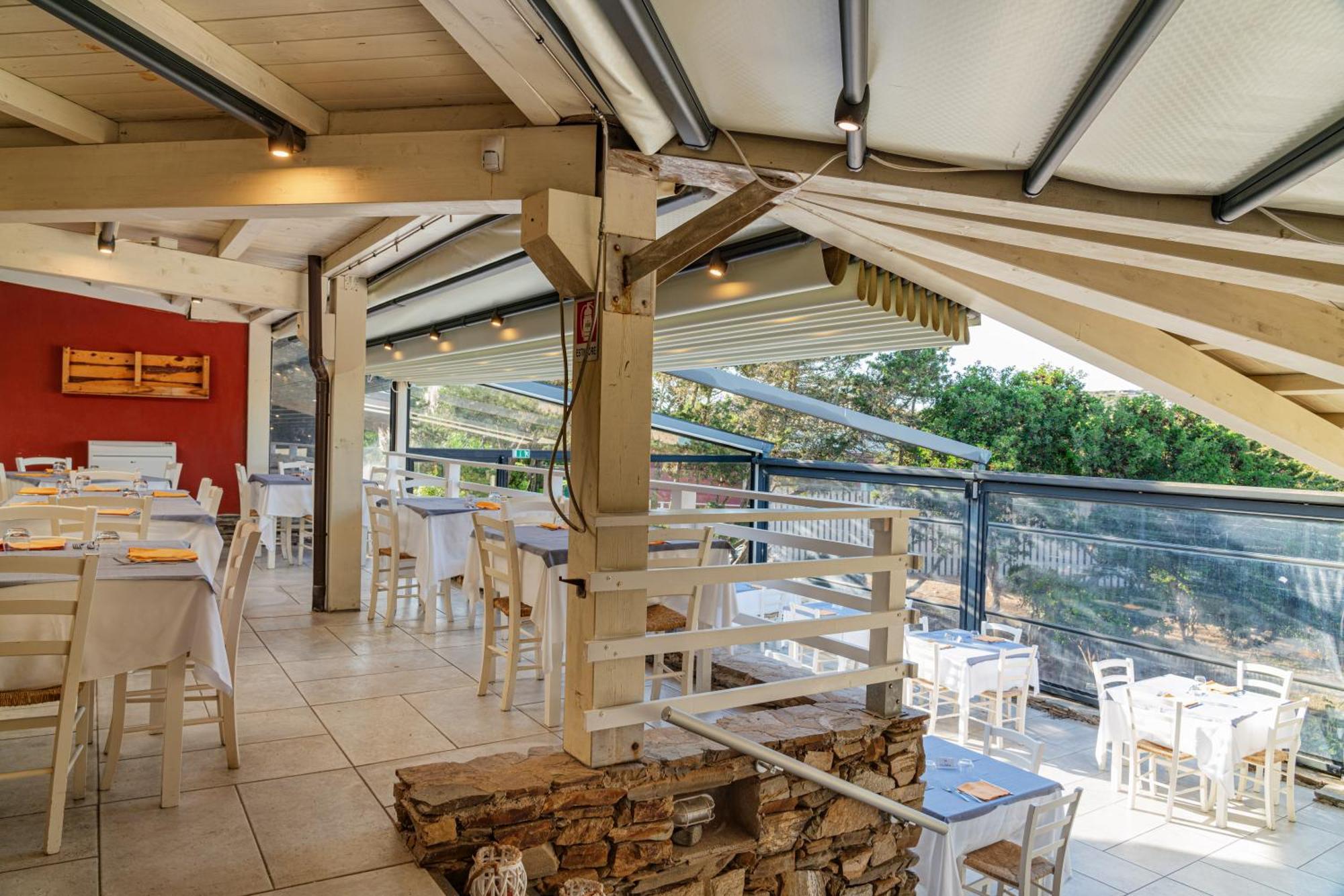 Club Esse Sporting Hotel Stintino Ngoại thất bức ảnh