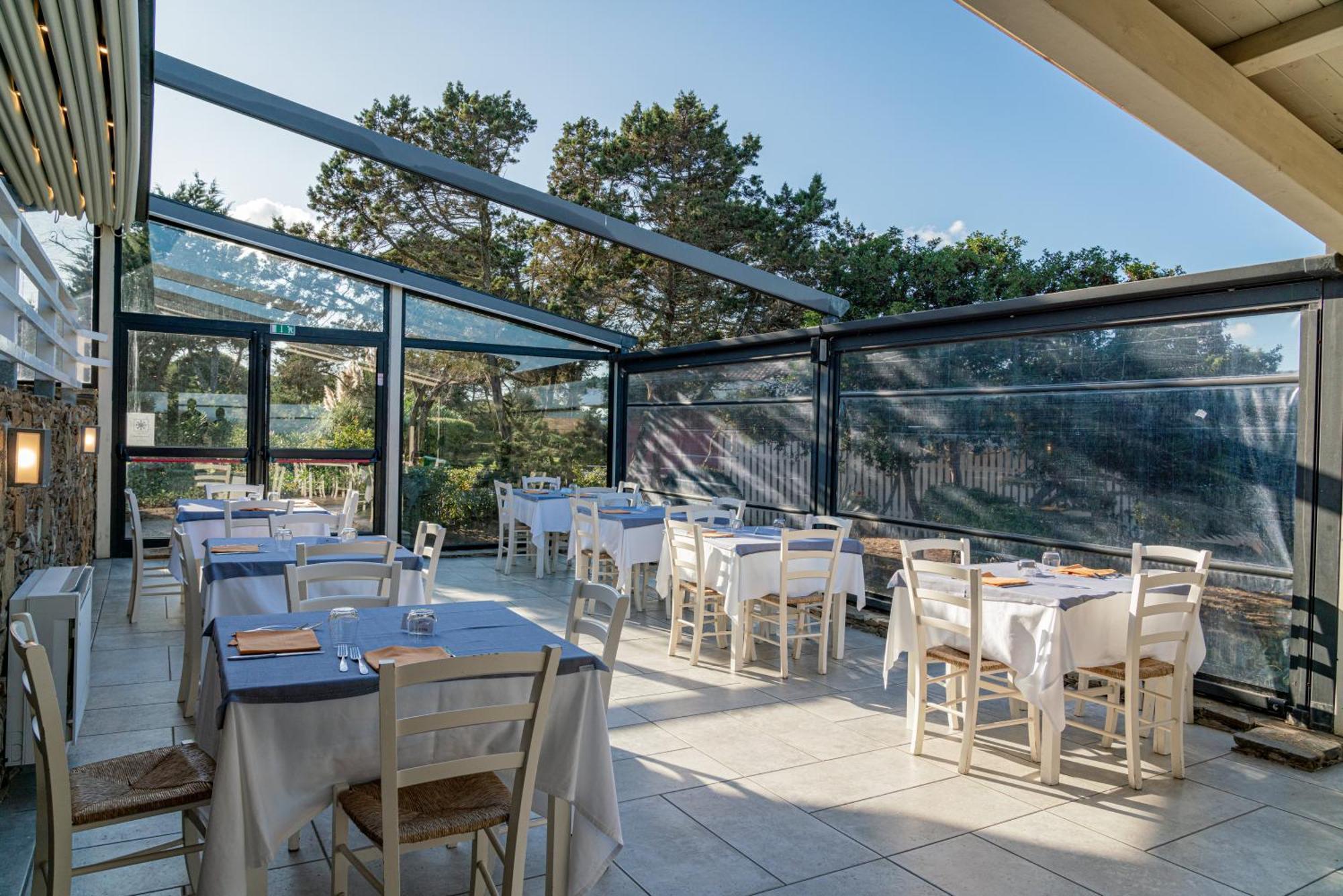 Club Esse Sporting Hotel Stintino Ngoại thất bức ảnh