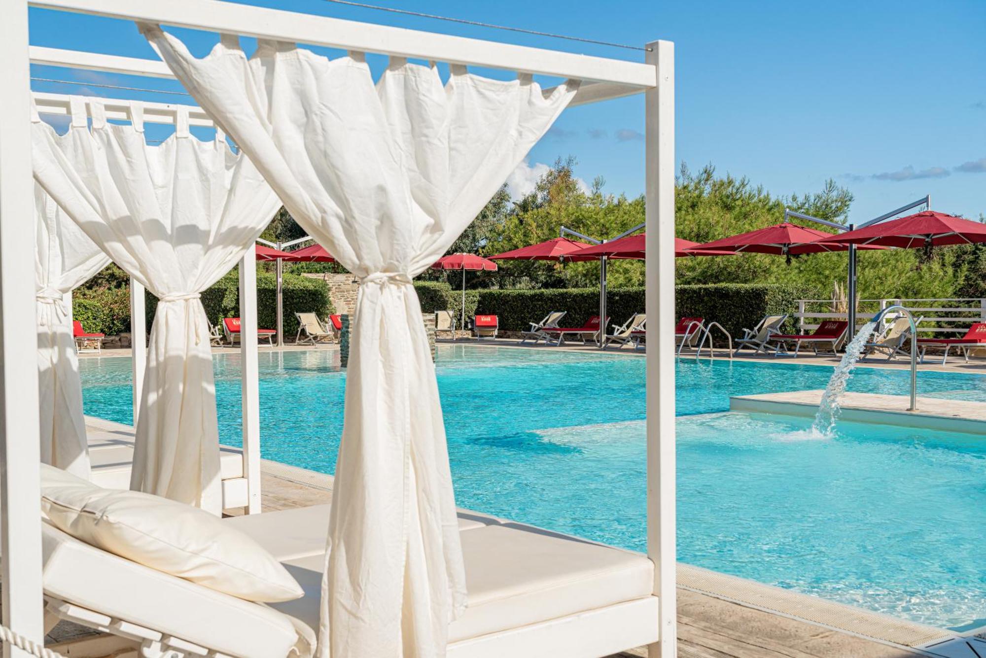 Club Esse Sporting Hotel Stintino Ngoại thất bức ảnh