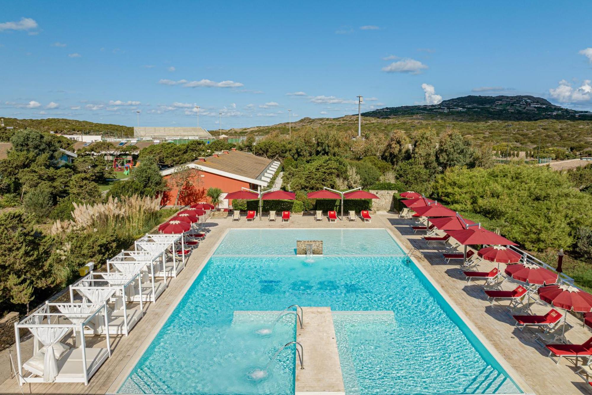 Club Esse Sporting Hotel Stintino Ngoại thất bức ảnh